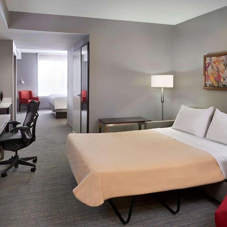 Hilton Garden Inn Toronto Airport West/Mississauga Kültér fotó
