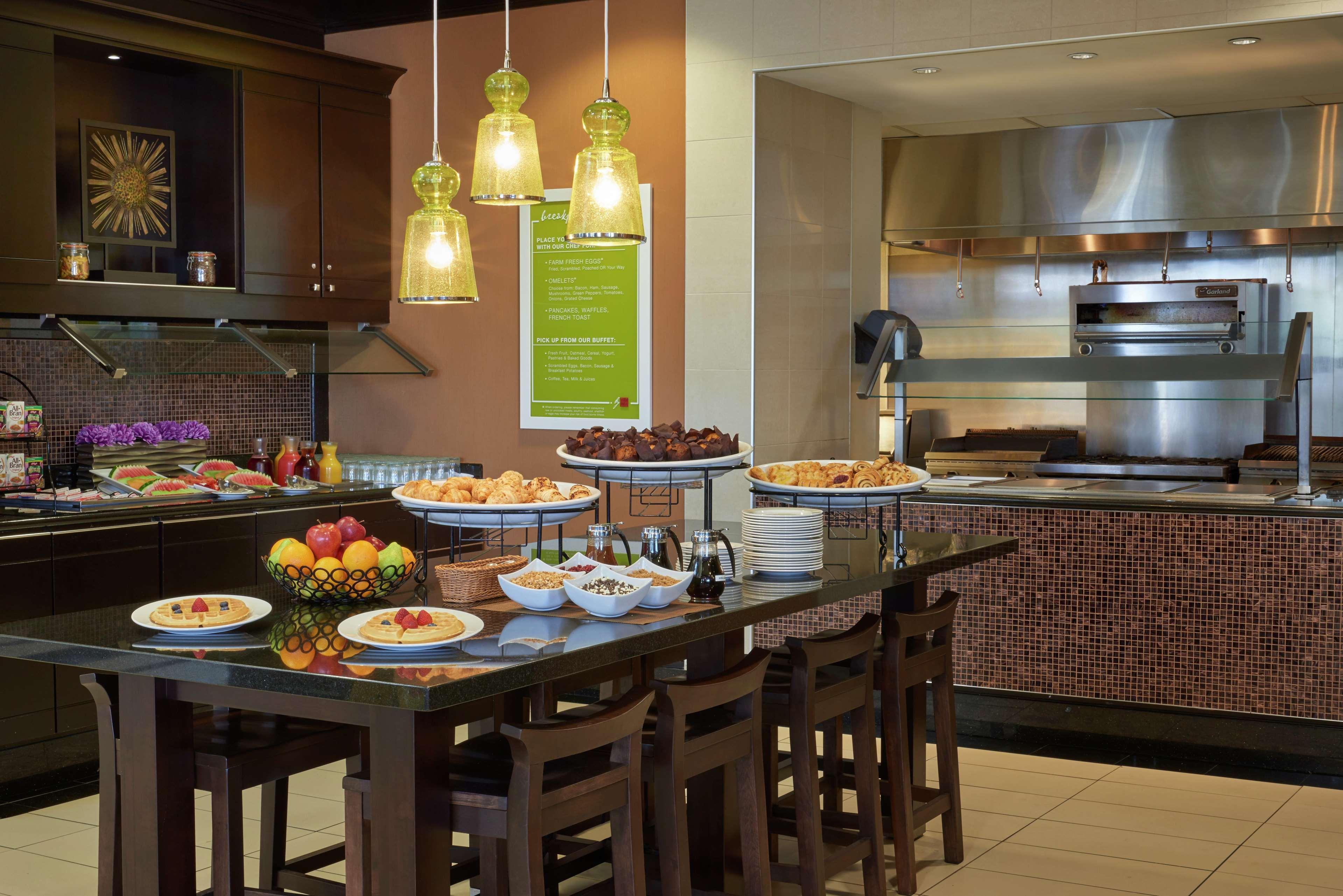 Hilton Garden Inn Toronto Airport West/Mississauga Kültér fotó